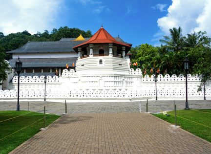Temple of The Sacred Tooth Relic Kandy